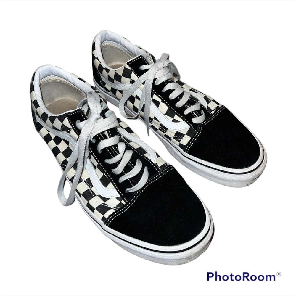 Checkered Old Skool Vans